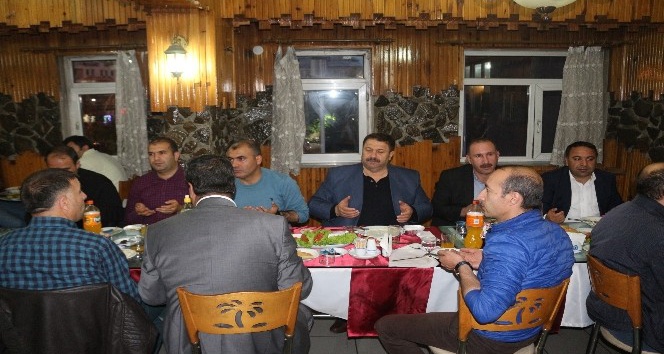 Ağrı Milli Eğitim Müdürlüğü çalışanları iftar yemeğinde buluştu