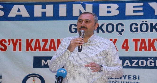 Adalet Bakanı Gül sınava girecek adaylara tavsiyelerde bulundu