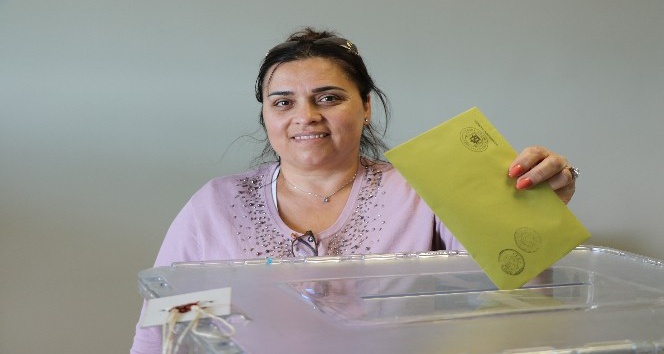 Kapıkule’de oy verme işlemi başladı