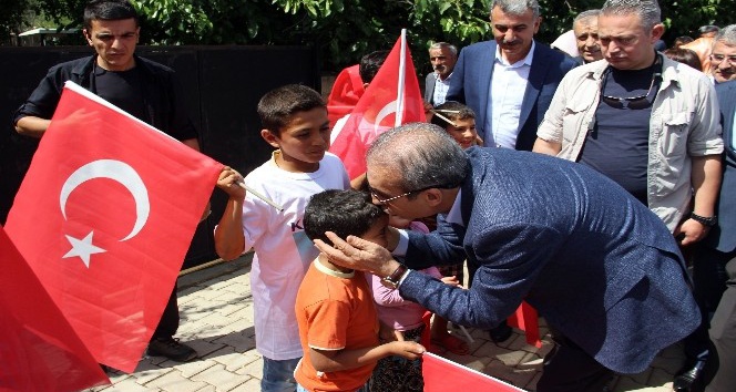 AK Parti Genel Başkan Yardımcısı Mehdi Eker: “PKK, Diyarbakır’ın imkanlardan faydalanmasını engelledi”