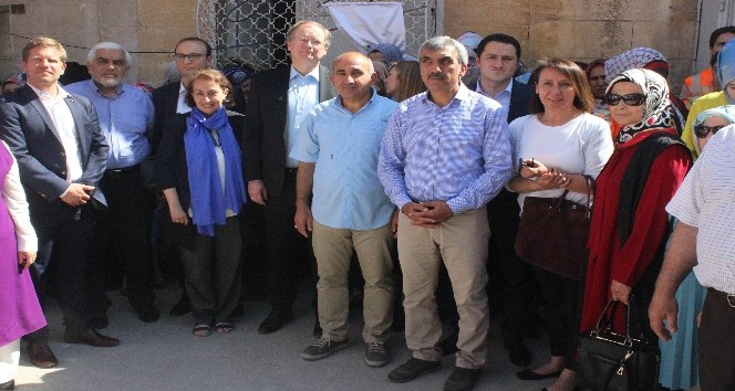 Asmalı Konak’ta kadınlar için Meslek Zenginleştirme Merkezi açıldı