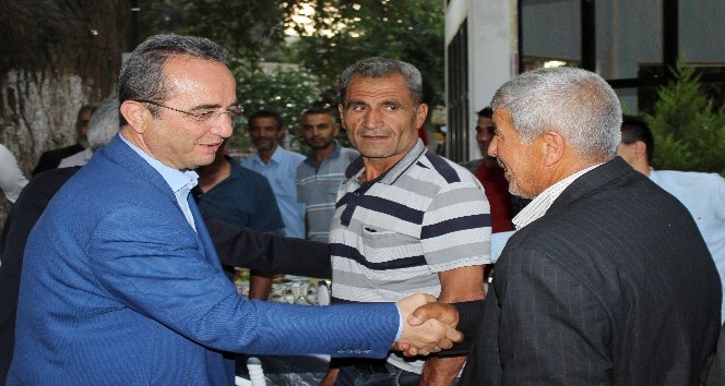CHP Genel Başkan Yardımcısı Tezcan: “Suriyelilere bin 250 TL ödeniyor”