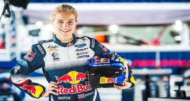 Burcu Esmersoy co-pilot oldu
