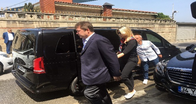 Demirören ailesi taziyeleri kabul ediyor