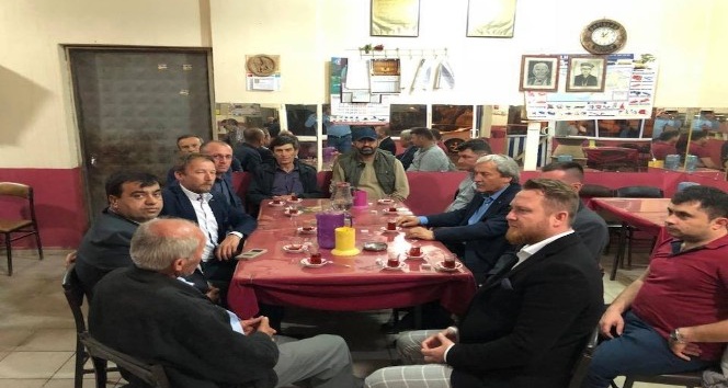 Başkan Şahin, sel ve doludan zarar gören çiftçileri ziyaret etti