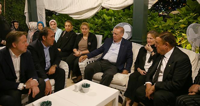 Cumhurbaşkanı Erdoğan’dan Demirören ailesine taziye ziyareti