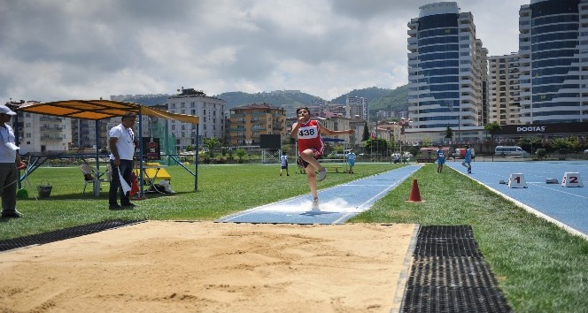 Trabzon’da Küçükler Atletizm Festivali Bölge Şampiyonası yapıldı