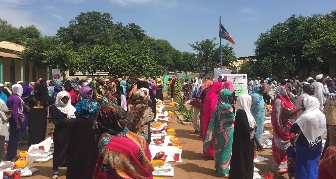 Güney Sudan’da iftar programları ve gıda dağıtımı
