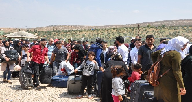 83 bin Suriyeli Cilvegözü Gümrük Kapısı’ndan çıkış yaptı