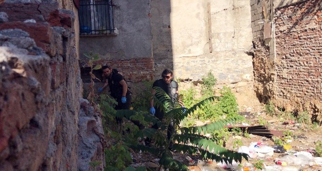 Kuştepe’de özel harekat polisi destekli narkotik operasyonu