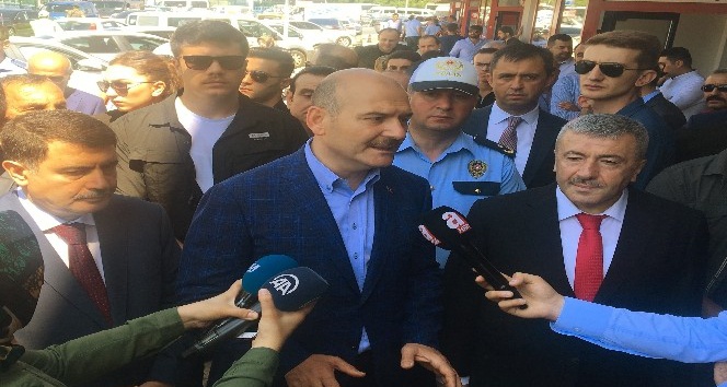 İçişleri Bakanı Süleyman Soylu  15 Temmuz Demokrasi Otogar’nda trafik uygulamalarını denetledi