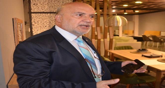 Milletvekili adayı Ahmet Yelis, İnegöl mobilyacılarının dertlerini dinledi