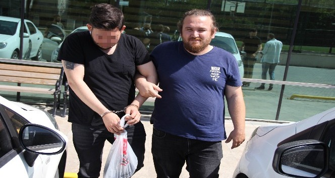 Kargoda ele geçen uyuşturucu haplarla ilgili 3 kişi tutuklandı