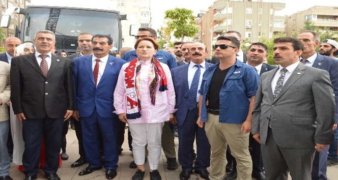İYİ Parti Genel Başkanı Akşener: “Kürtlerle ilgili beyanda bulunmayan tek kişi benim, bu yüzden her önüne gelen bana çemkiriyor”