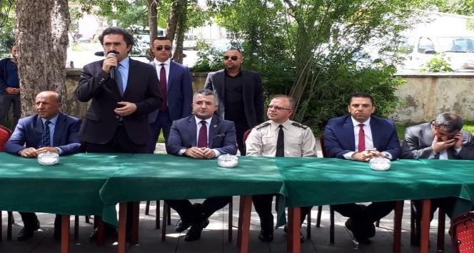 Gevaş ilçesinde  bayramlaşma