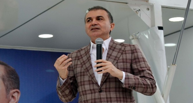AB Bakanı Çelik Kozan’da bayramlaşma törenine katıldı