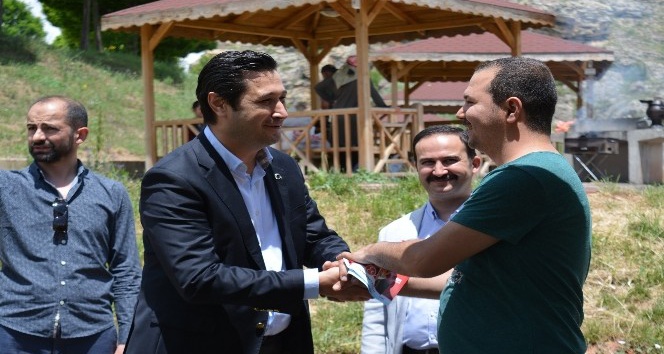 MHP Sivas Milletvekili adayı Uygunuçarlar’a Hafik’te büyük destek