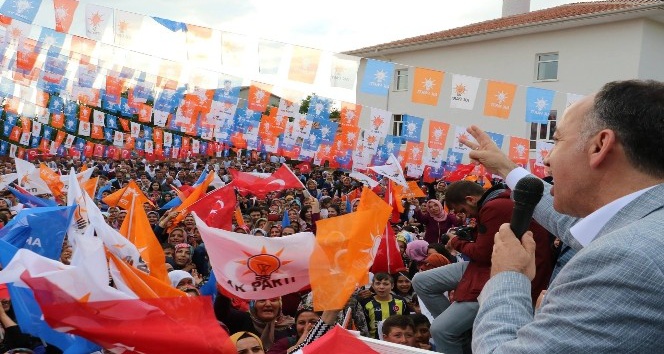 Başkan Saygılı: “Doğalgaz geliyor, bu kış soba yakmayacaksınız”
