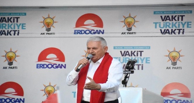Başbakan Binali Yıldırım İzmir’de seçim maratonuna başladı