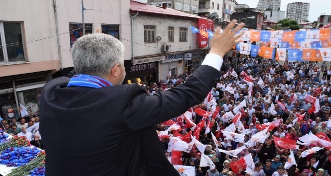AK Parti  Trabzon Milletvekili adayları seçim çalışmalarını aralıksız sürdürüyor