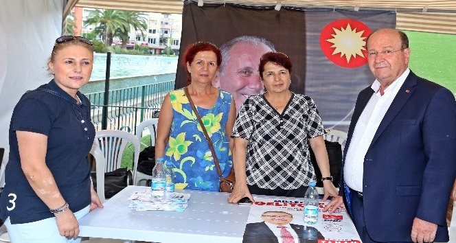 Başkan Özakcan’dan CHP seçim çadırına ziyaret