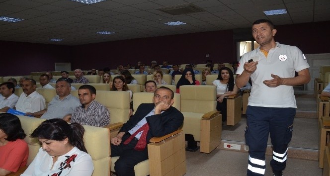 Kırıkkale’de belediye çalışanlarına ilk yardım eğitimi