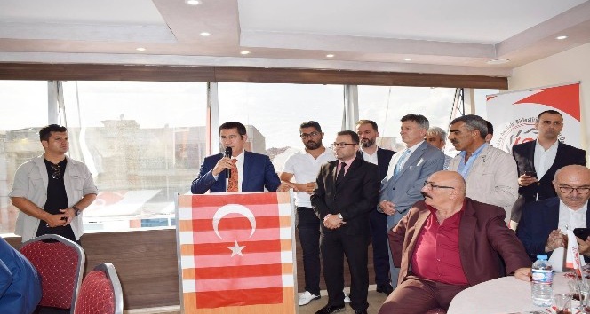 Milli Savunma Bakanı Canikli Çekmeköy’de iş dünyası ile bir araya geldi