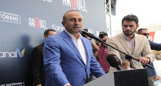 Bakan Çavuşoğlu’dan yerel medyaya destek vurgusu