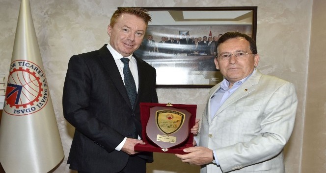 Avustralya’nın Türkiye Büyükelçisi Brown Trabzon’da