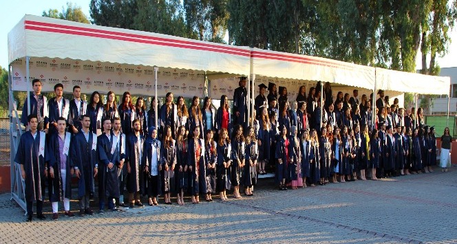 Başkent’li sağlıkçılar mezuniyetlerini kutladı