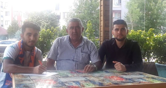 Yeşilyurt Belediyespor iç transferde 4 isimle yeniden anlaştı