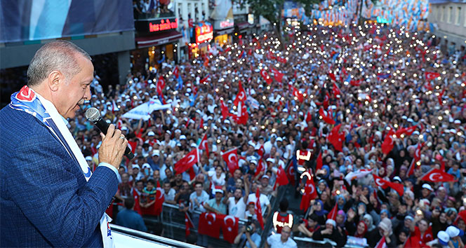 Cumhurbaşkanı Erdoğan: &#039;Bundan nasıl cumhurbaşkanı adayı oldu hayret&#039;