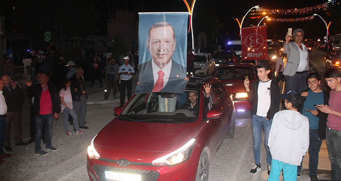 Bayburt’ta Cumhurbaşkanı Erdoğan&#039;a rekor oy sevinci