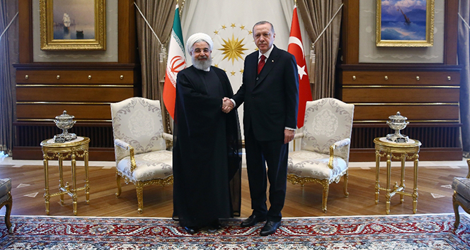 Ruhani’den Cumhurbaşkanı Erdoğan’a kutlama telefonu