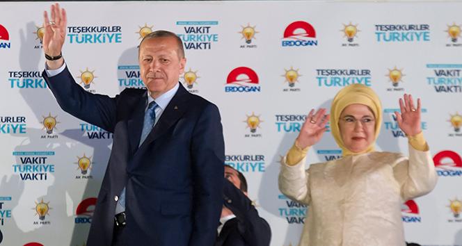 Kosova Cumhurbaşkanı Thaçi, Cumhurbaşkanı Erdoğan’ı tebrik etti