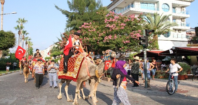 Turizm ve Sanat Festivali, Yörük göçü ve kortejle başladı