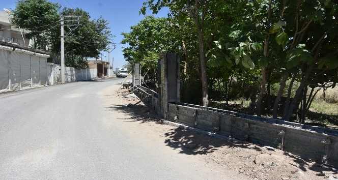 Nusaybin’de sınır caddeleri yapılıyor