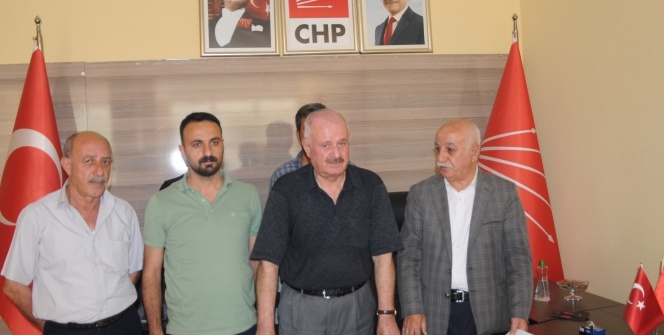 CHP'de istifa depremi