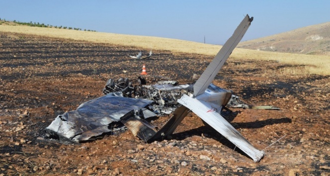 Adıyaman'da eğitim uçağı düştü! Pilot hayatını kaybetti | Adıyaman'da uçak kazası