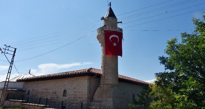 Selçuklu Devleti zamanında yapılan camiler orijinalliğini koruyor