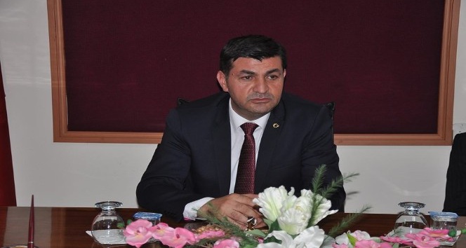 Işık: "Şehit cenazelerine kimse siyaseti karıştırmasın"