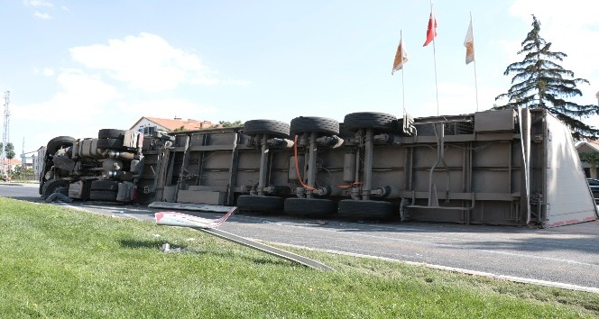 Kırşehir’de trafik kazası: 2 yaralı