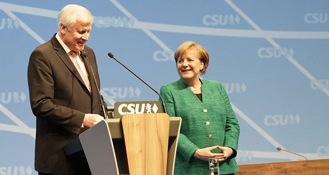 Mülteci politikası, Almanya&#039;da istifa getirdi