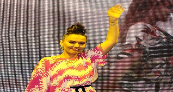 Demet Akalın: “Hadım etmek çözüm değil, idam gelsin”