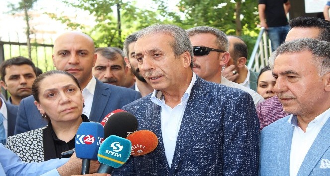 AK Parti Genel Başkan Yardımcısı Eker: “Bu şehrin en temel sorunu terörün komplikasyonudur”