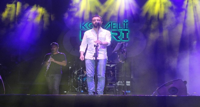 Mehmet Erdem’den Kocaeli’de muhteşem konser