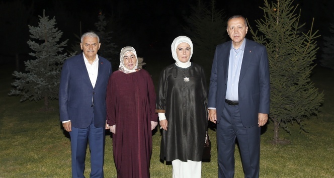 Cumhurbaşkanı Erdoğan, Başbakan Yıldırım&#039;ı ziyaret etti