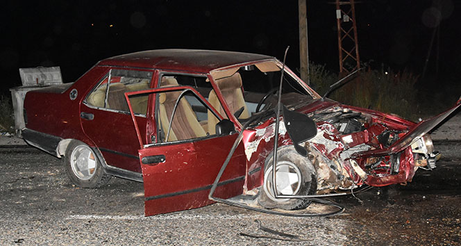 Kastamonu’da iki otomobil çarpıştı: 1’i ağır 3 yaralı
