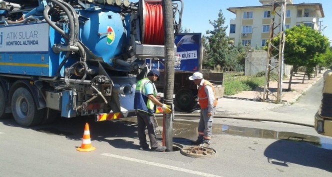 Kanalizasyon hatlarının temizliği yapılmaya başlandı