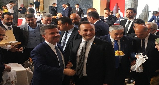 AK Parti Elazığ Milletvekili Tolga Ağar ve Van Milletvekili İrfan Kartal kayıt yaptırdı
